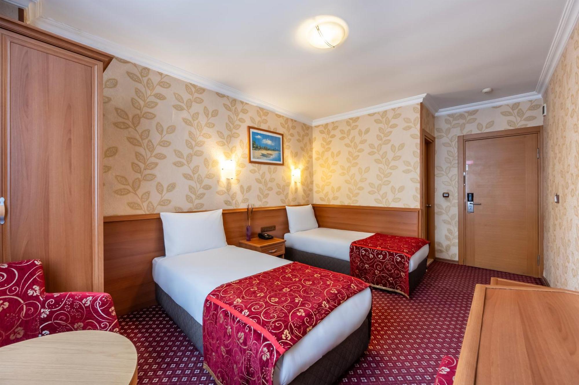 Hotel Bristol Stambuł Zewnętrze zdjęcie
