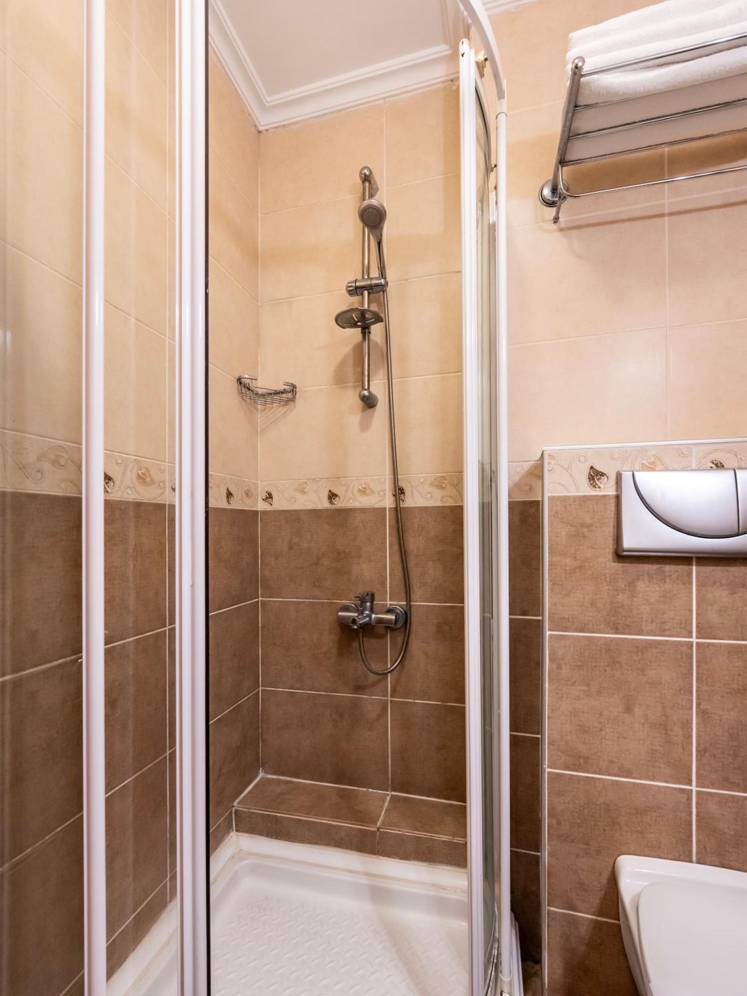 Hotel Bristol Stambuł Zewnętrze zdjęcie