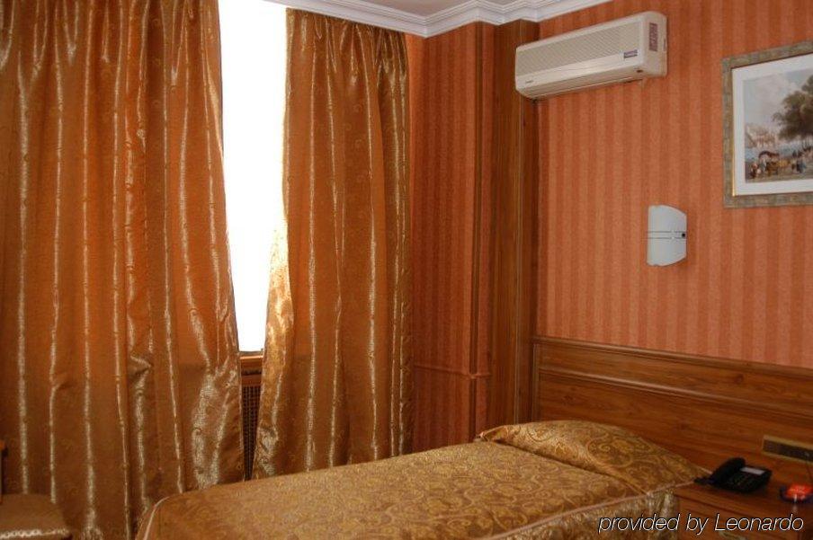 Hotel Bristol Stambuł Pokój zdjęcie