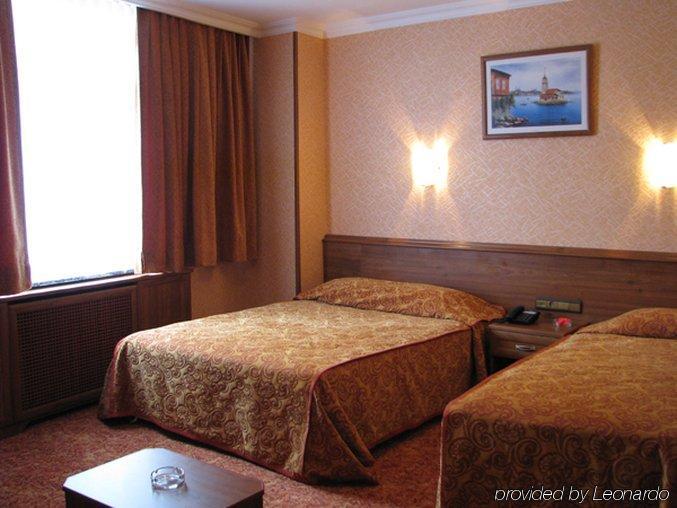Hotel Bristol Stambuł Pokój zdjęcie